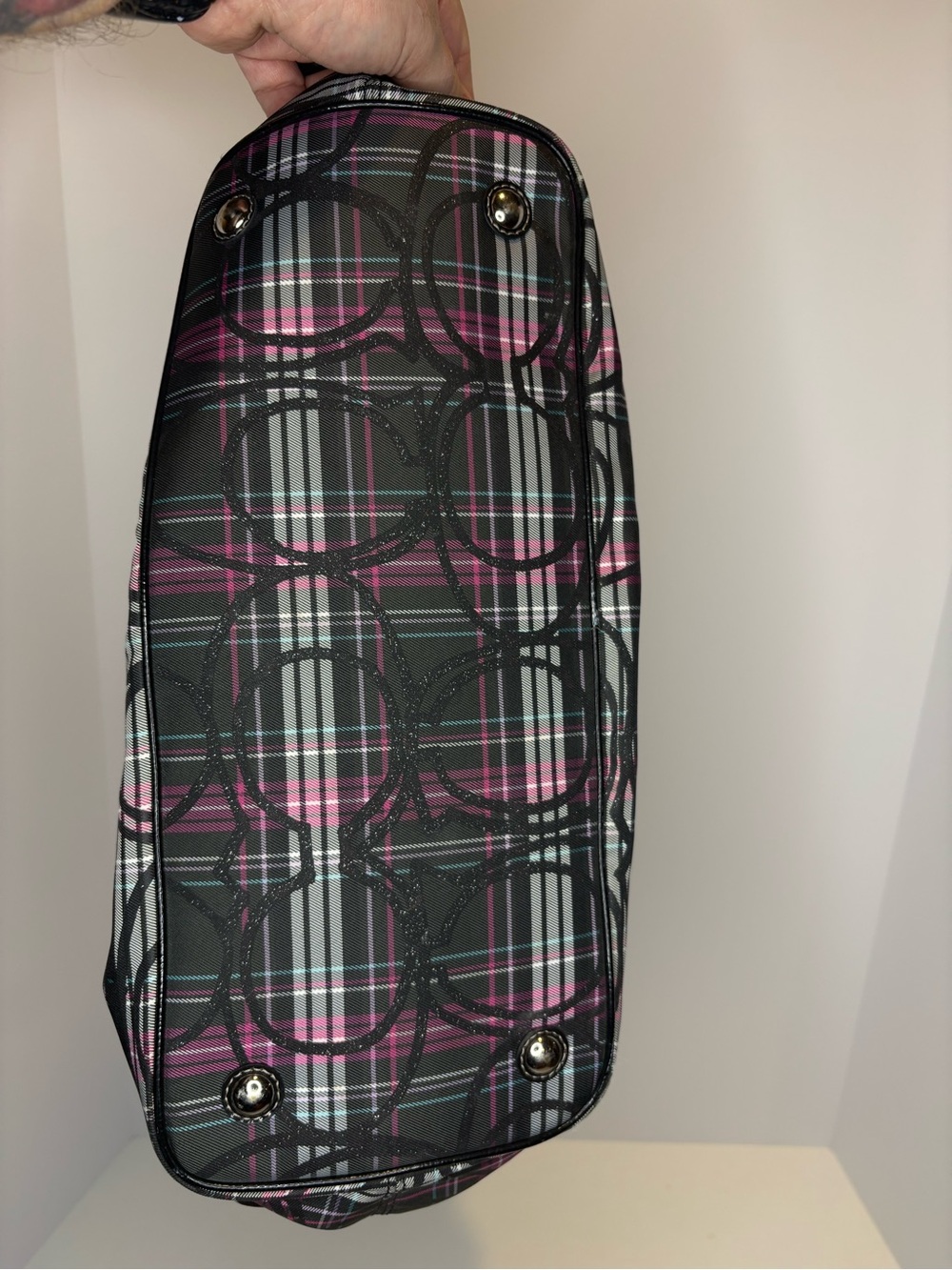 Coach Poppy Berry Plaid Signature C Canvas Kiss Lock Satchel. - Picture 5 of 11